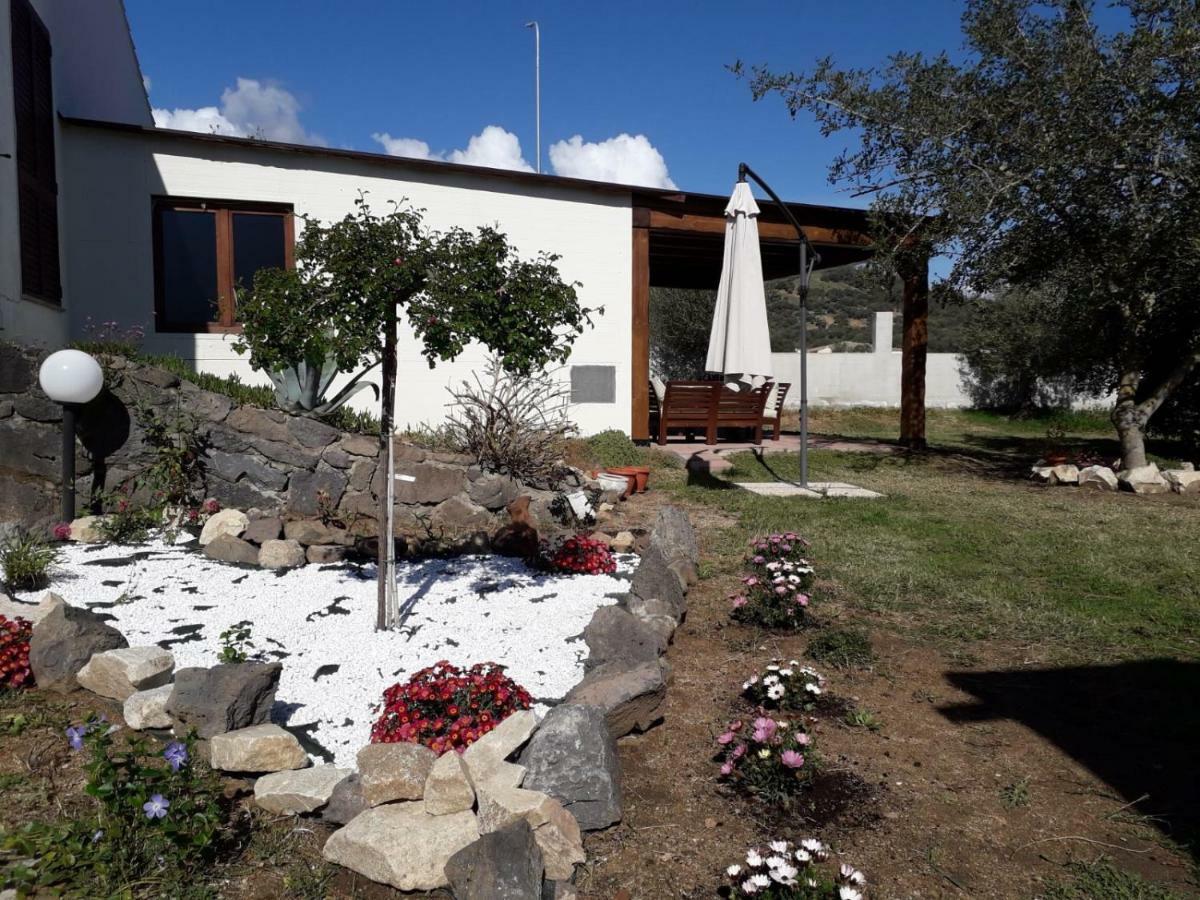Residence Cort'E Accas Bari Sardo Exterior photo